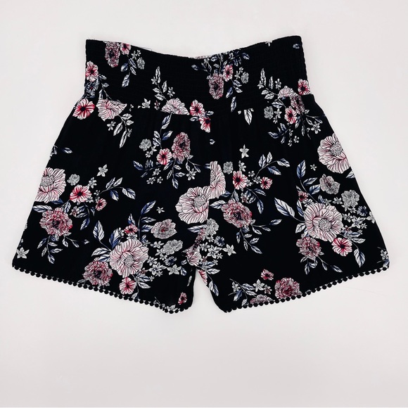 NWT Three Dots Black Hibiscus Floral Print Rayon Short - Picture 2 of 8